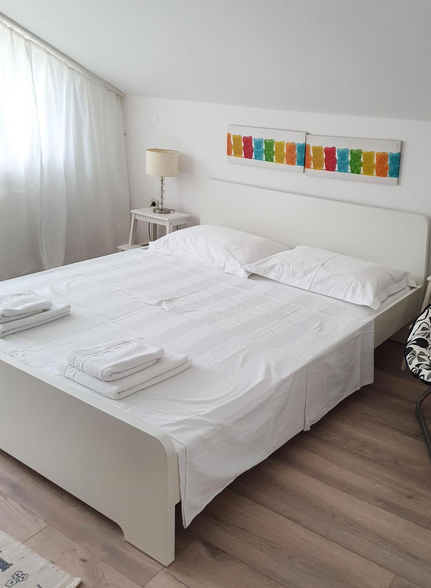 Apartments Lukas Novi Vinodolski Room photo